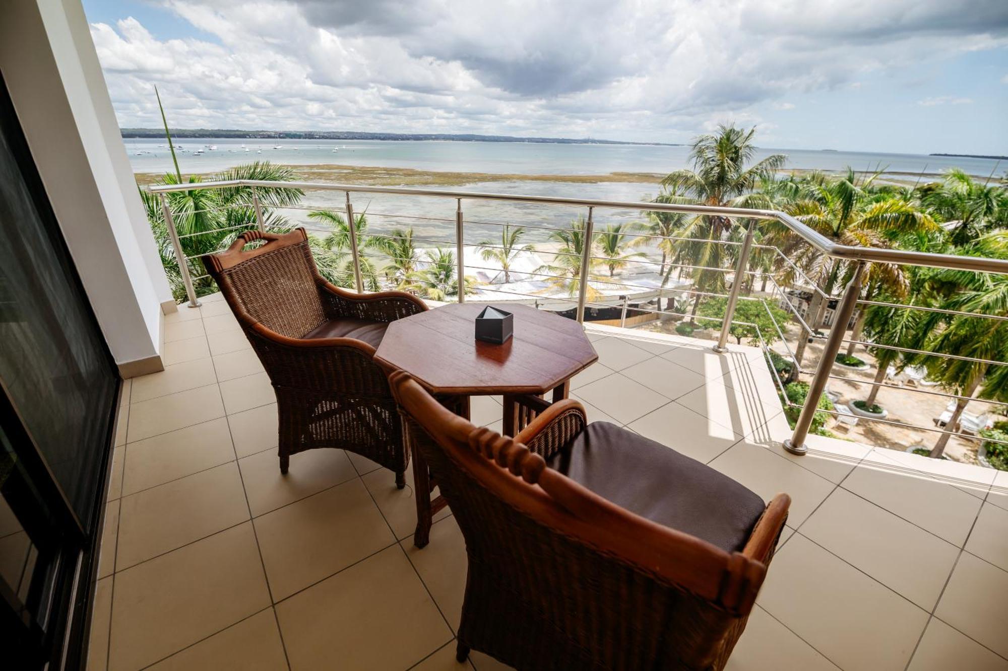 Coral Beach Hotel Dar Es Salaam Zewnętrze zdjęcie